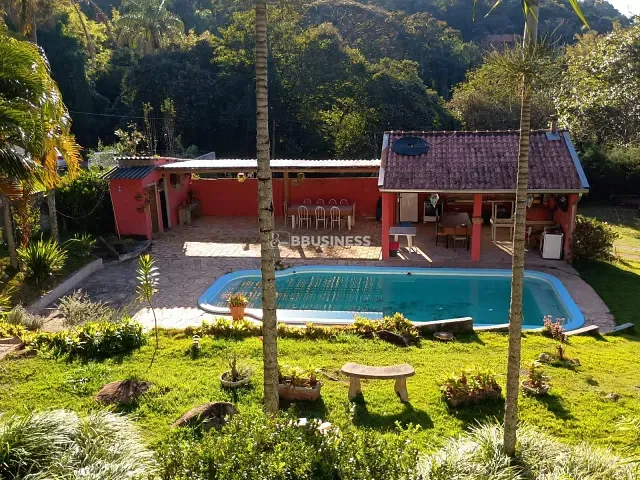Chácara 4 quartos e 4 banheiros, à venda, no bairro Lopes em Valinhos