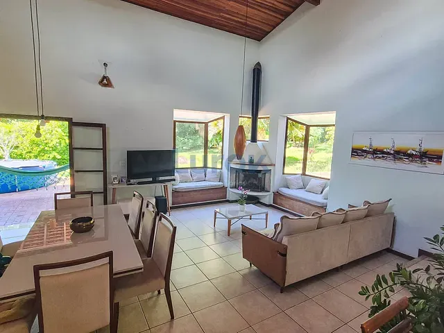 Chácara com 1720m² 3 quartos e 4 banheiros, à venda, no bairro Vale Verde em Valinhos