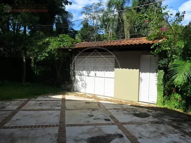 Chácara com 1210m² 2 quartos e 3 banheiros, à venda, no bairro Chácara Bosque do Sul em São Paulo
