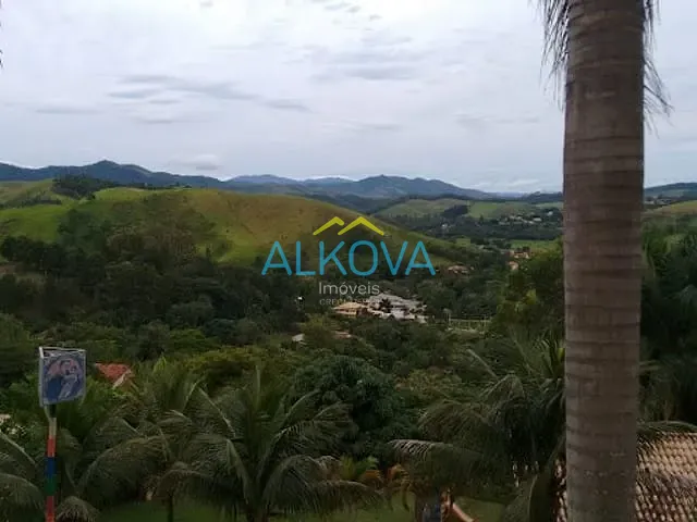 Chácara com 2000m² 3 quartos e 4 banheiros, à venda, no bairro Freitas em São José dos Campos