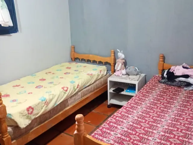 Chácara 2 quartos e 1 banheiro, à venda, no bairro Bernabés em Juquitiba
