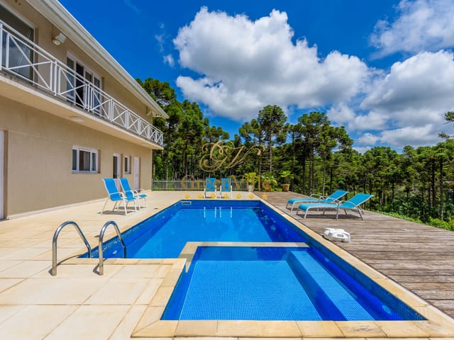 Chácara com 20000m² 4 quartos e 5 banheiros, à venda, no bairro Ferraria em Campo Largo