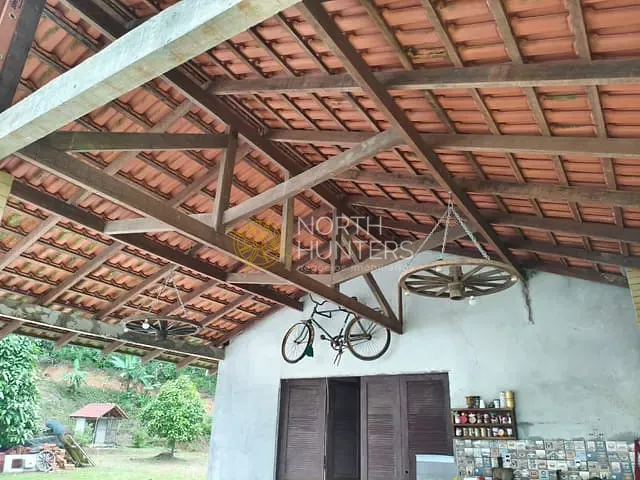 Chácara com 350m² 5 quartos e 3 banheiros, à venda ou para alugar, no bairro Área Rural de Joinville em Joinville