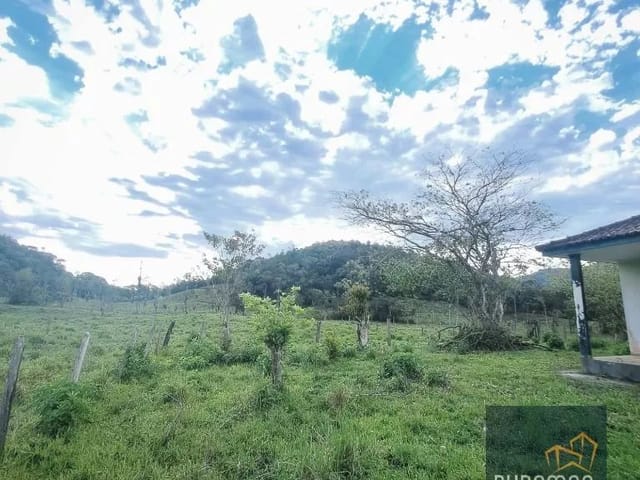 Chácara 2 quartos e 1 banheiro, à venda, no bairro Tagaçaba de Baixo em Guaraqueçaba