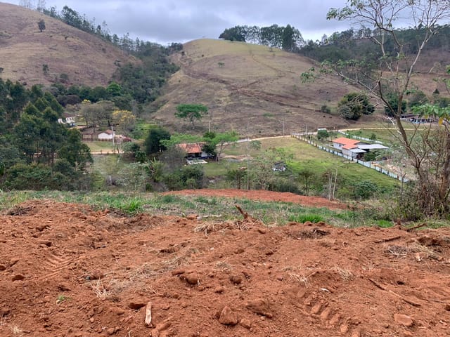 Chácara à venda, no bairro Zona Rural em Pindamonhangaba