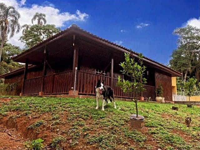 Chácara com 3306m² 4 quartos e 3 banheiros, à venda, no bairro Jardim Sao Miguel em Cotia
