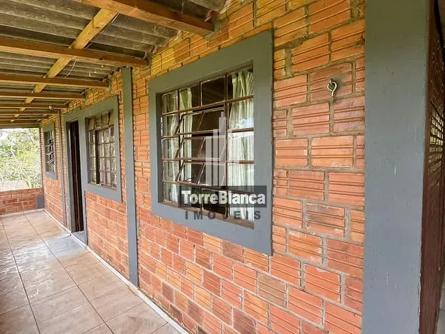 Chácara com 1000m² 2 quartos e 1 banheiro, à venda, no bairro Vila Ernestina em Ponta Grossa