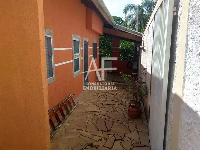 Chácara 3 quartos e 5 banheiros, à venda ou para alugar, no bairro Barreiro em Taubaté