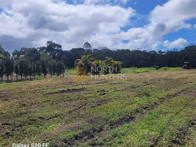 Chácara com 20715m² 2 quartos e 2 banheiros, à venda, no bairro Rural em Araquari