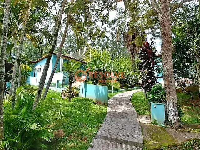 Chácara com 3000m² 11 quartos e 11 banheiros, à venda, no bairro Serrote em Guararema