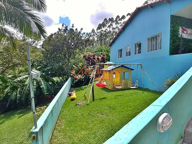 Chácara com 3000m² 11 quartos e 11 banheiros, à venda, no bairro Serrote em Guararema