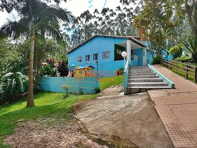 Chácara com 3000m² 11 quartos e 11 banheiros, à venda, no bairro Serrote em Guararema