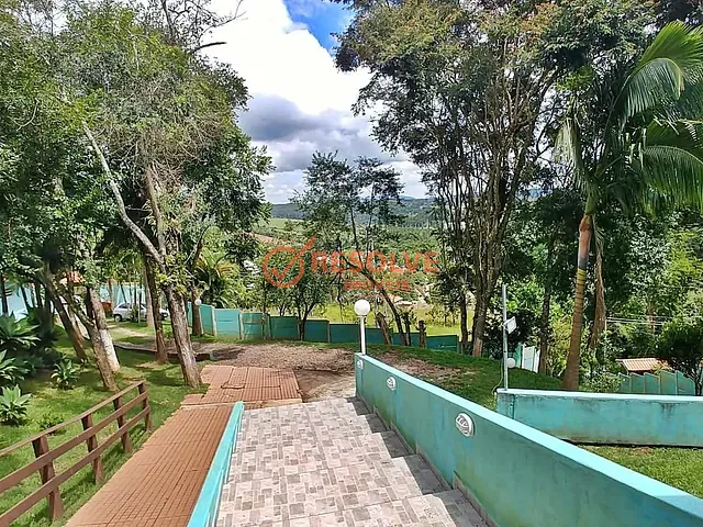 Chácara com 3000m² 11 quartos e 11 banheiros, à venda, no bairro Serrote em Guararema