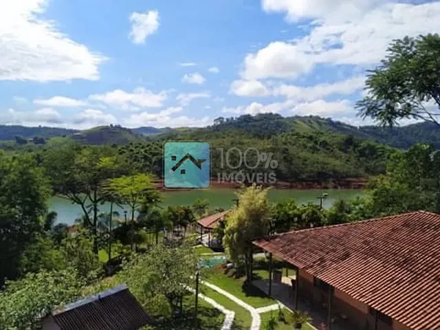 Chácara com 37800m² 7 quartos e 4 banheiros, à venda, no bairro Rio Abaixo em Jacareí