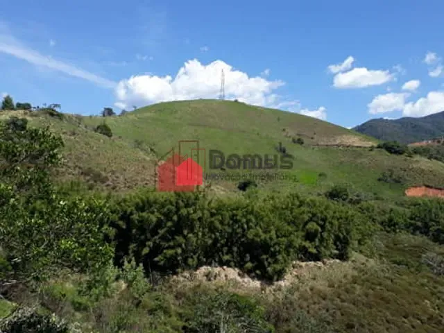 Chácara com 20000m², à venda, no bairro Mandú em Pindamonhangaba