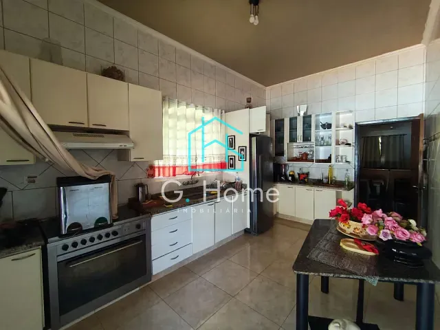 Chácara com 5000m² 3 quartos e 2 banheiros, à venda, no bairro Fazenda da Nata em Londrina