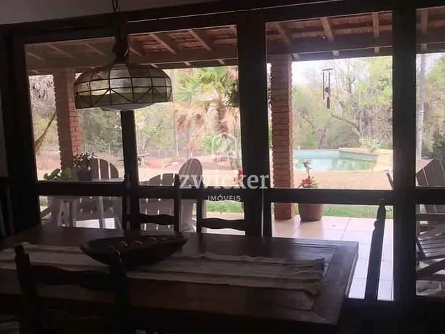 Chácara com 110m² 6 quartos e 5 banheiros, à venda, no bairro Tibiriçá em Bauru