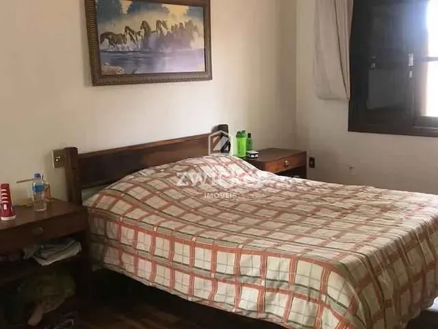 Chácara com 110m² 6 quartos e 5 banheiros, à venda, no bairro Tibiriçá em Bauru