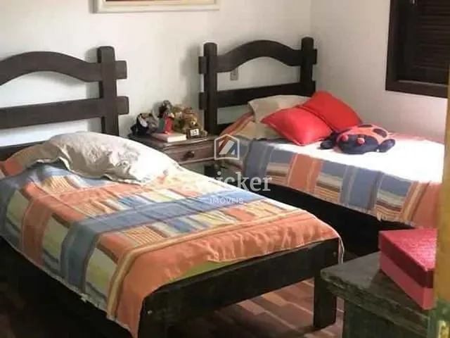 Chácara com 110m² 6 quartos e 5 banheiros, à venda, no bairro Tibiriçá em Bauru