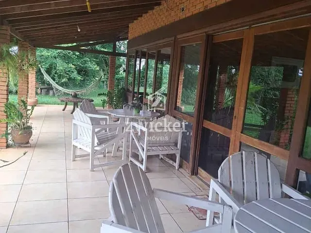 Chácara com 110m² 6 quartos e 5 banheiros, à venda, no bairro Tibiriçá em Bauru