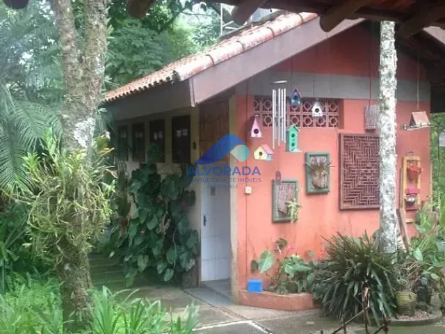 Chácara com 48400m² 4 quartos e 1 banheiro, à venda, no bairro Zona Rural em Monteiro Lobato