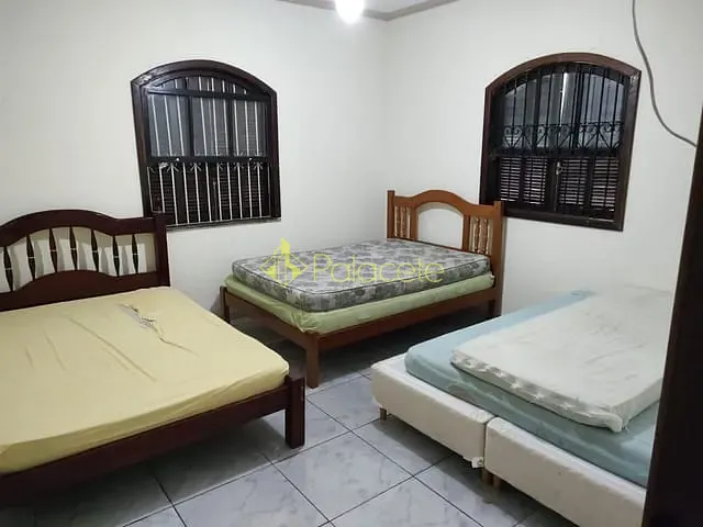 Chácara com 24000m² 2 quartos e 2 banheiros, à venda, no bairro Pinga em Pindamonhangaba
