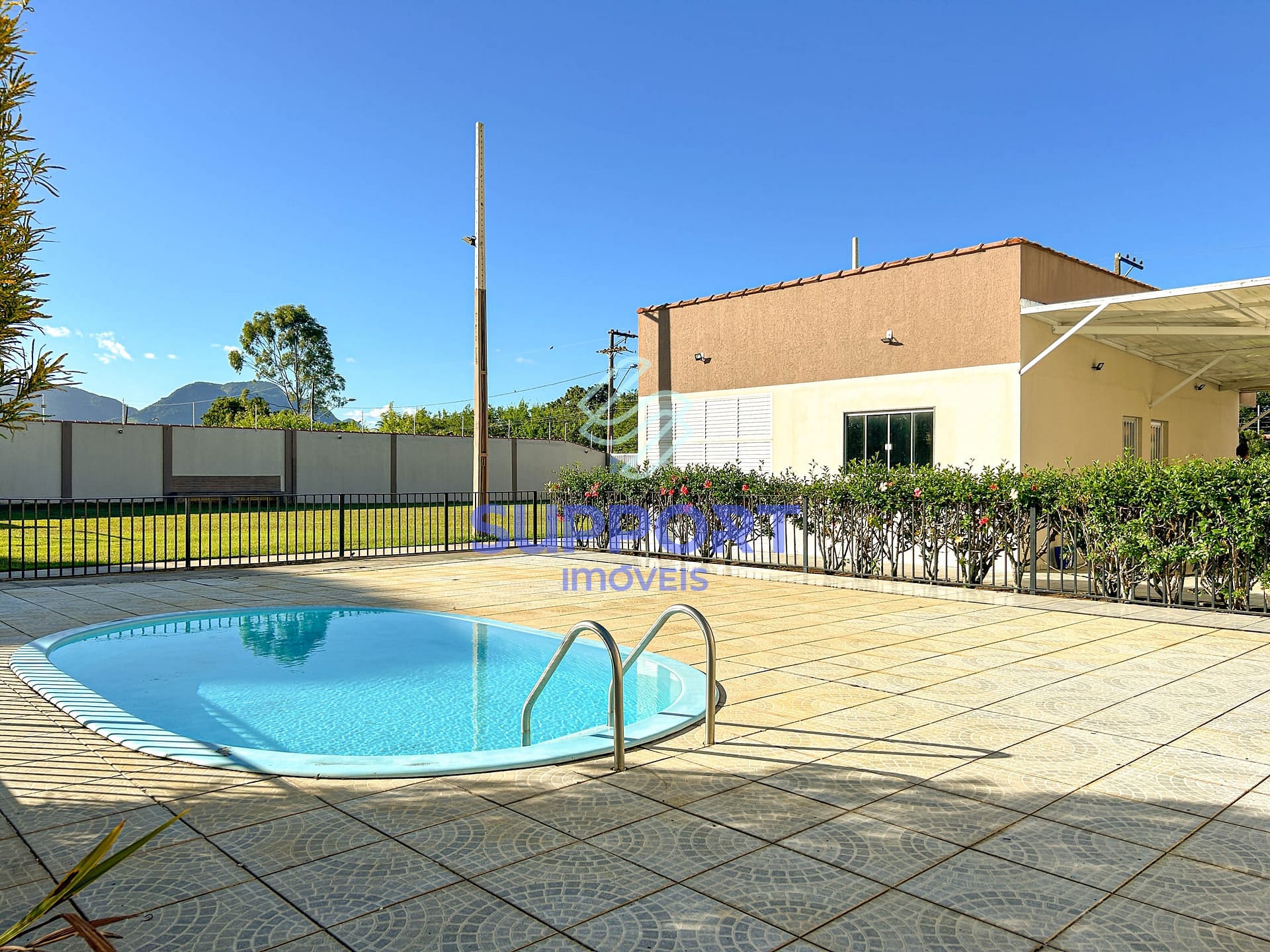 Chácara à venda com 1 quarto, 2500m² - Foto 1