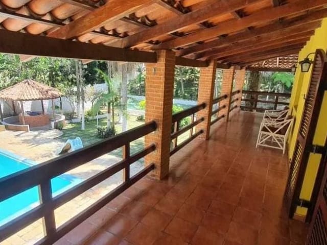 Chácara com 5000m² 3 quartos e 5 banheiros, à venda, no bairro Jardim Pinheirinho em Embu das Artes