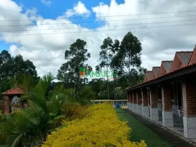 Sítio com 40000m² 13 quartos e 23 banheiros, à venda, no bairro BARAO DE IBITINGA em Socorro