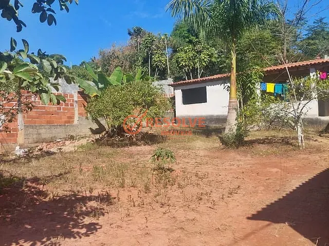 Chácara com 1000m² 2 quartos e 1 banheiro, à venda, no bairro Santa Tereza em Santa Branca
