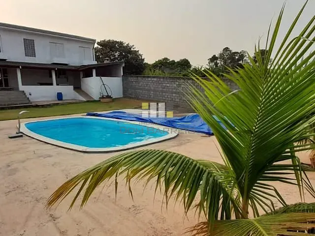 Chácara com 1050m² 4 quartos e 4 banheiros, à venda, no bairro Chácaras Acapulco em Nova Odessa