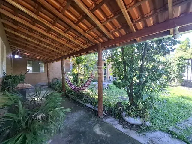 Chácara com 1000m² 3 quartos e 2 banheiros, à venda, no bairro parque agrinco em Guararema