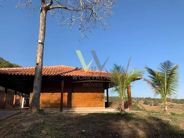 Chácara com 20000m² 2 quartos e 2 banheiros, à venda, no bairro Zona Rural em Anápolis