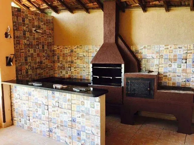 Chácara com 1000m² 3 quartos e 2 banheiros, à venda, no bairro Tijuco Preto em Caçapava