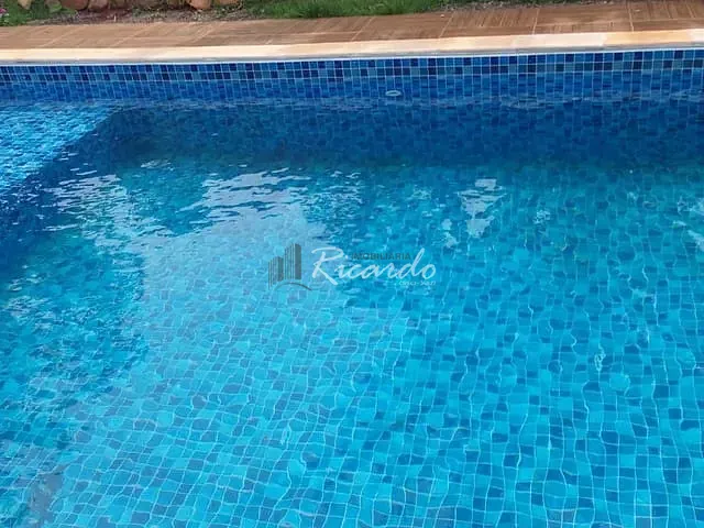 Chácara com 1250m² 2 quartos e 1 banheiro, à venda, no bairro Área Rural de Arapongas em Arapongas