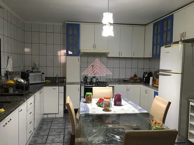Chácara com 1405m² 3 quartos e 2 banheiros, à venda, no bairro Parque Cerejeiras em Suzano
