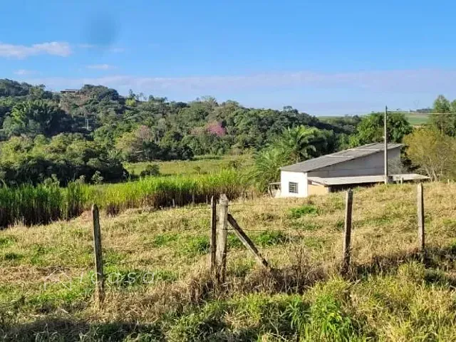Chácara com 7017m² 1 quarto e 1 banheiro, à venda, no bairro Chácara Itamarati em Caçapava