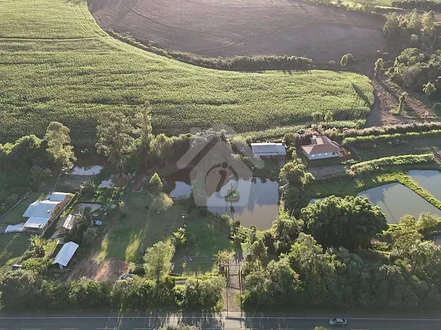 Chácara com 3082m² 3 quartos e 1 banheiro, à venda, no bairro Zona Rural em Fazenda Vilanova