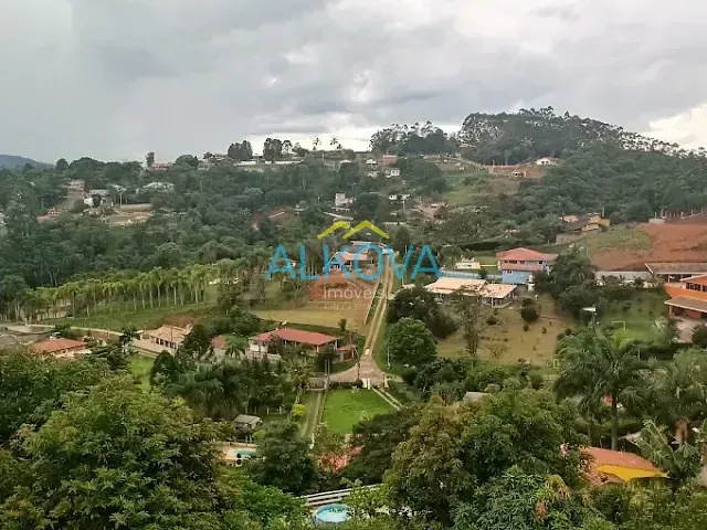 Chácara com 1493m² 3 quartos e 4 banheiros, à venda, no bairro Vila São Geraldo em São José dos Campos