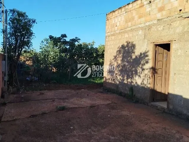 Chácara com 3000m² 2 quartos e 1 banheiro, à venda, no bairro Chácaras Morada do Verde em Uberaba