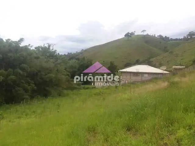 Chácara com 2000m² 1 quarto e 1 banheiro, à venda, no bairro Ponte Nova em Sapucaí-mirim