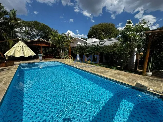 Chácara com 1200m² 3 quartos e 3 banheiros, à venda, no bairro Countryville em Hidrolândia