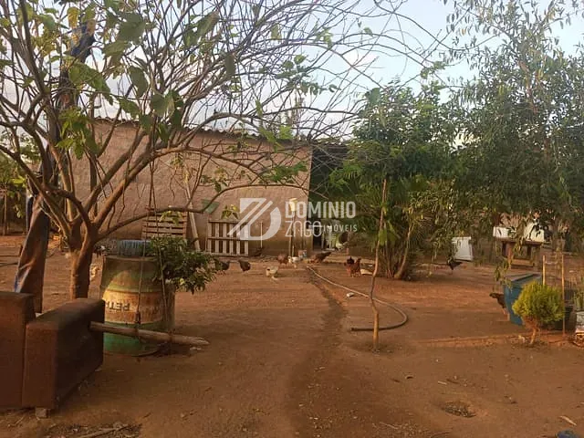 Chácara com 6000m² 3 quartos e 1 banheiro, à venda, no bairro Santa Fé em Uberaba