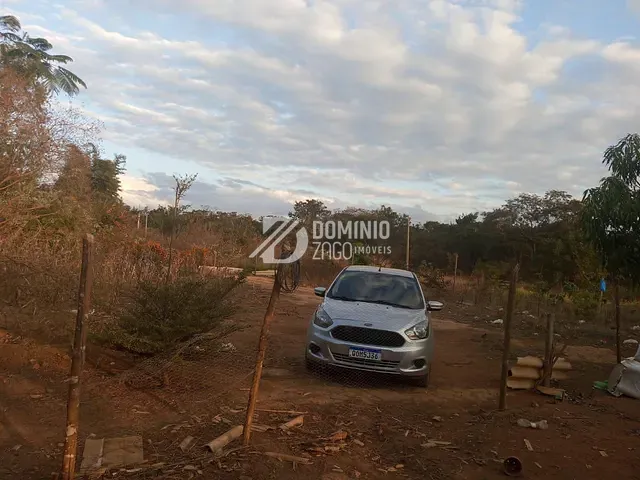 Chácara com 6000m² 3 quartos e 1 banheiro, à venda, no bairro Santa Fé em Uberaba