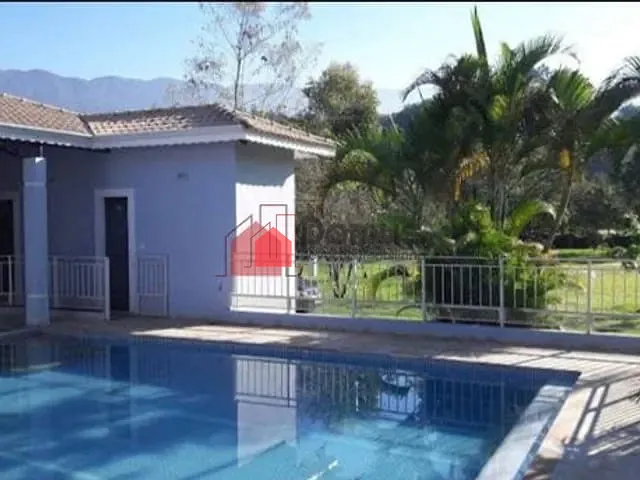 Chácara com 3400m², à venda, no bairro Ribeirão Grande em Pindamonhangaba
