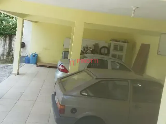 Chácara 4 quartos e 4 banheiros, à venda, no bairro Batistini em São Bernardo do Campo