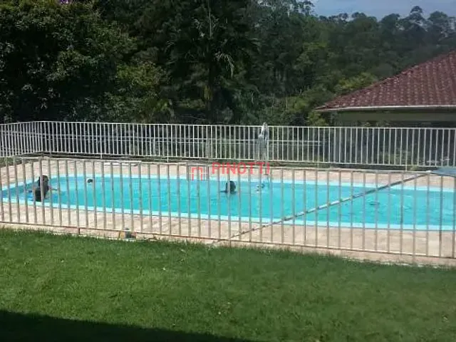 Chácara 4 quartos e 4 banheiros, à venda, no bairro Batistini em São Bernardo do Campo