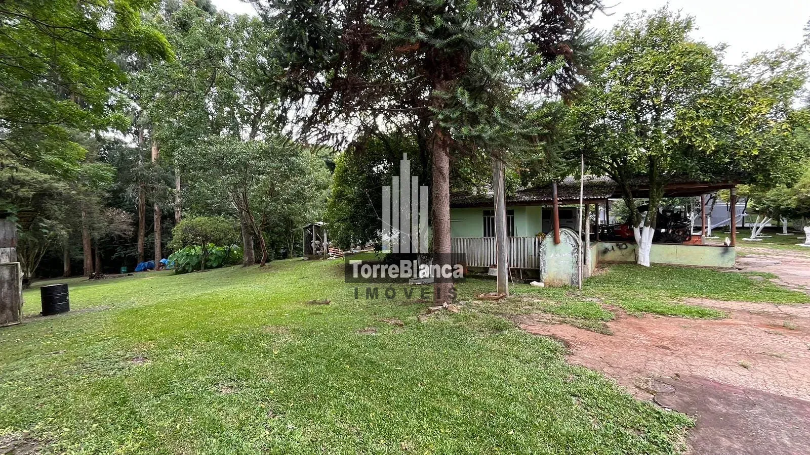 Chácara, 3 quartos, 2700 m² - Foto 9