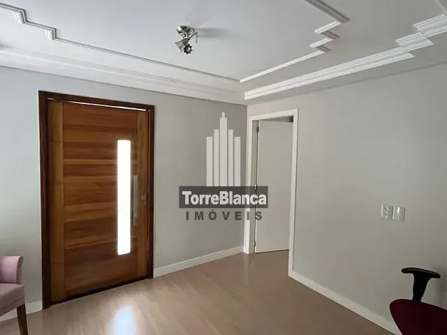 Chácara com 2700m² 3 quartos e 3 banheiros, à venda, no bairro Colônia Dona Luíza em Ponta Grossa