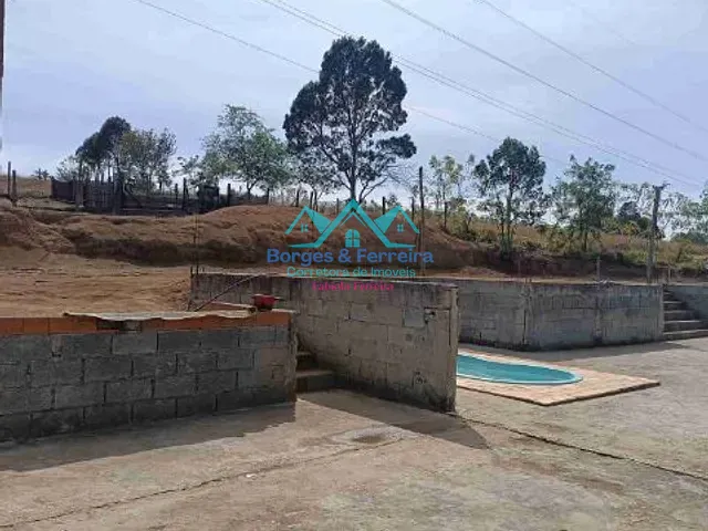 Chácara com 3000m² 4 quartos e 4 banheiros, à venda, no bairro Carafá em Votorantim